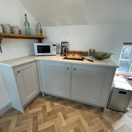 Lees Lookout Holt ,2 Bedroom Luxury Apartment With Private Parking Exteriér fotografie