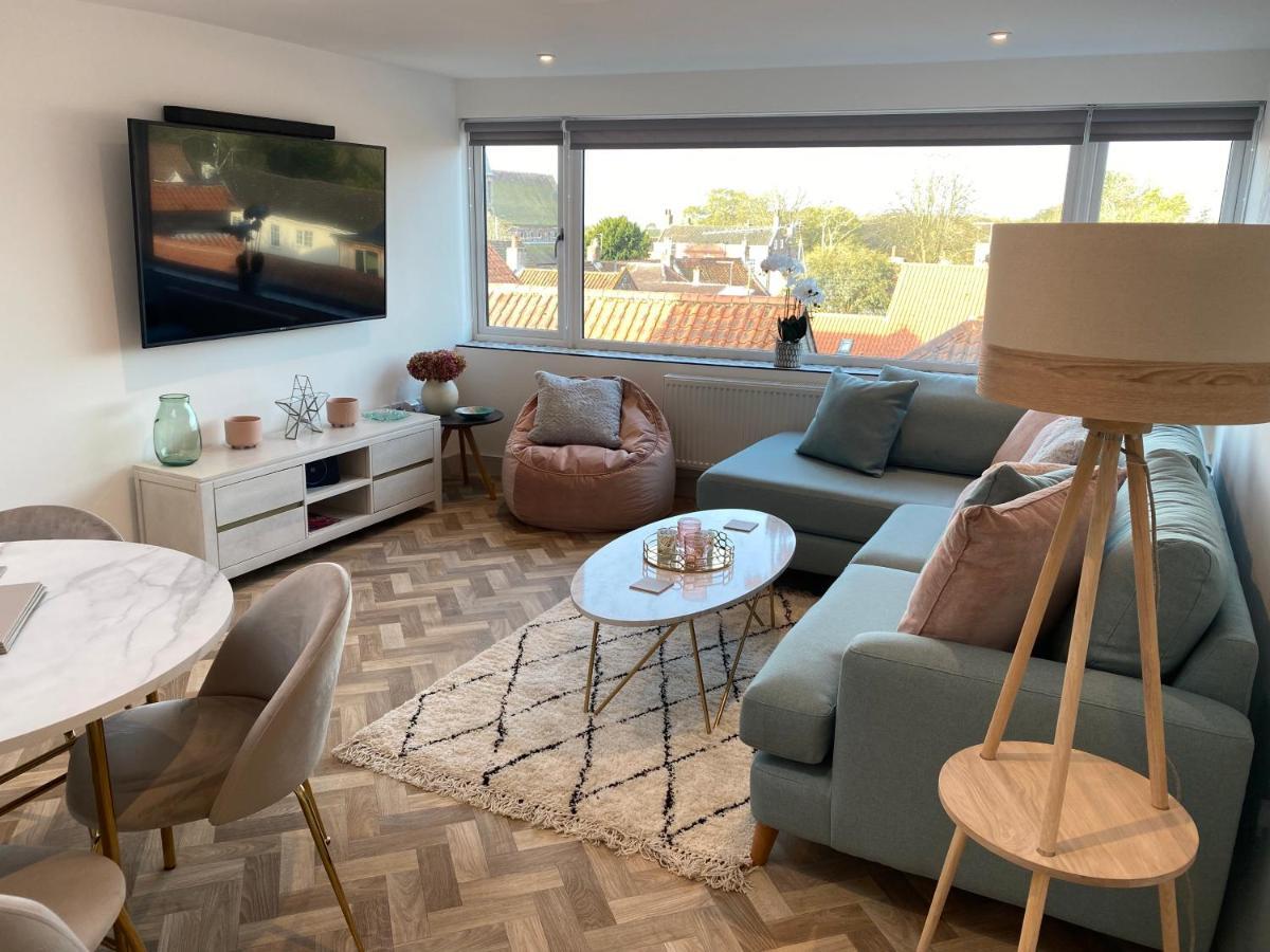Lees Lookout Holt ,2 Bedroom Luxury Apartment With Private Parking Exteriér fotografie